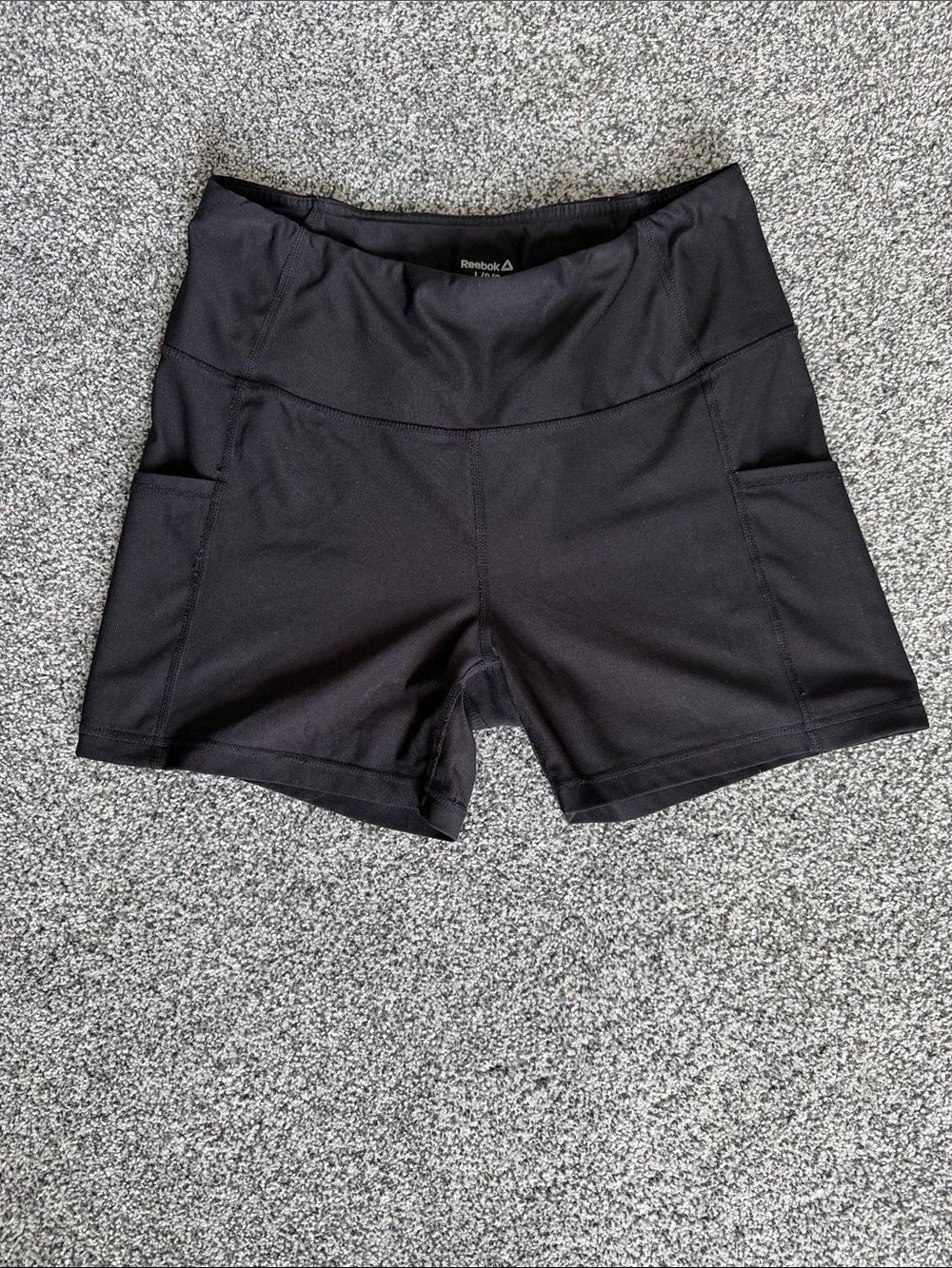 Reebok Black High-Rise Bike Shorts with Side Pockets Large